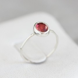 Garnet ring - stackable ring with oval Rhodolite Garnet