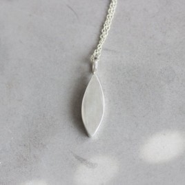Dendritic agate necklace - unique necklace with rutilated dendritic agate stone
