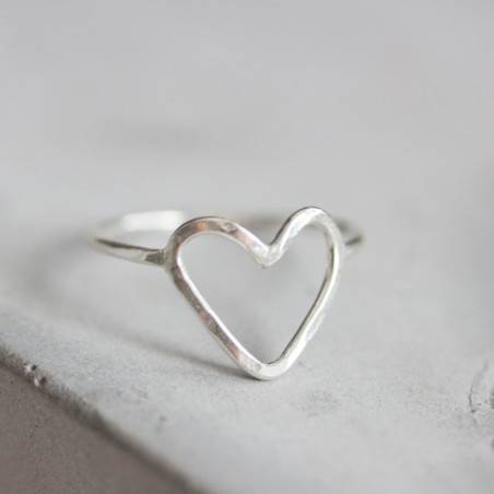 Heart ring - skinny hammered ring