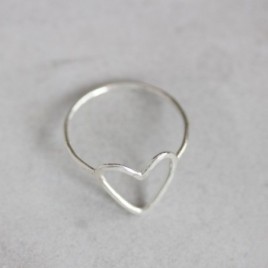 Heart ring - skinny hammered ring