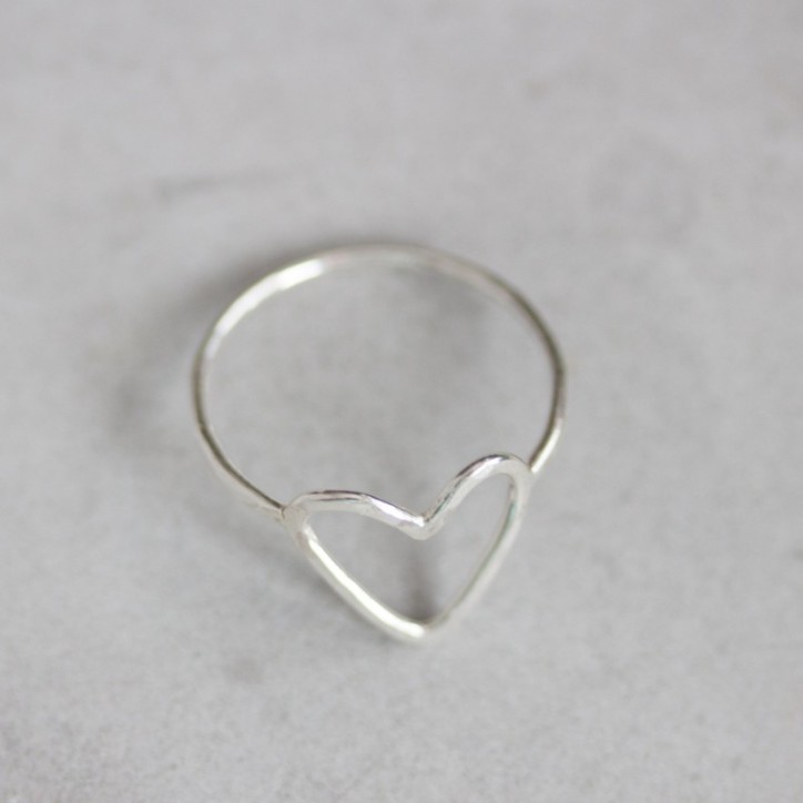Heart ring - skinny hammered ring Heart ring - skinny hammered ring