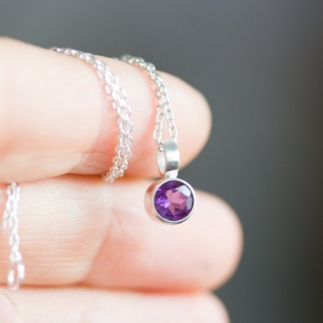 Amethyst necklace - basics for February