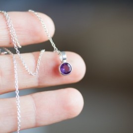 Amethyst necklace - basics for February