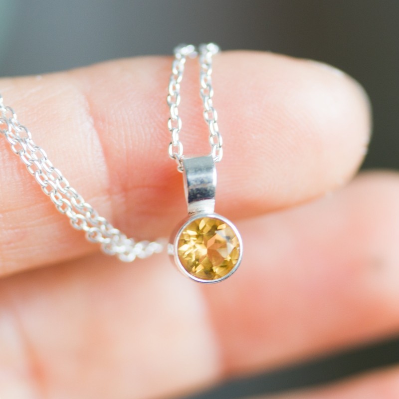 Citrine necklace - basics for November