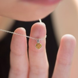 Citrine necklace - basics for November