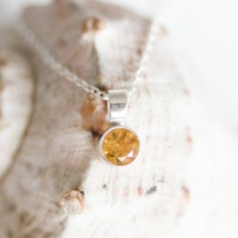 Citrine necklace - basics for November