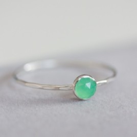 Chrysoprase ring - skinny stackable