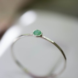 Chrysoprase ring - skinny stackable