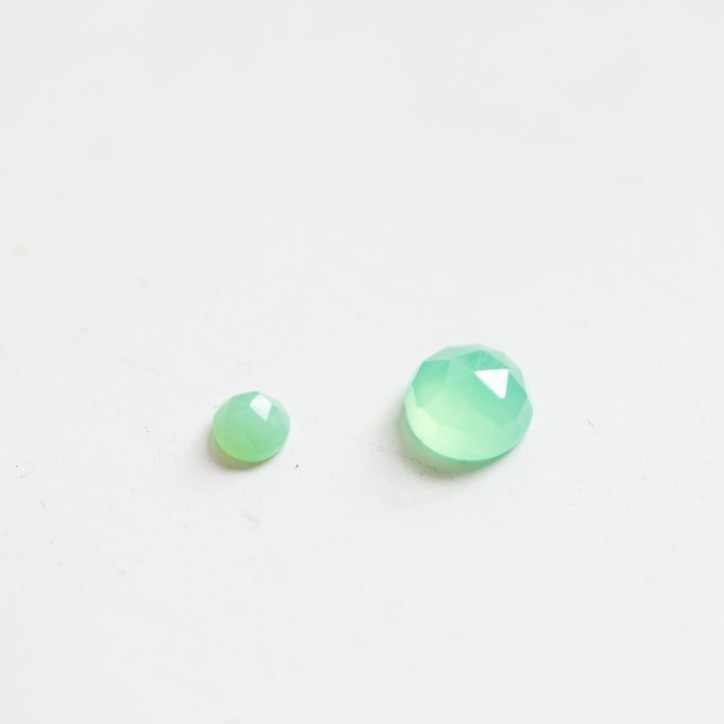 Chrysoprase ring - skinny stackable Chrysoprase ring - skinny stackable