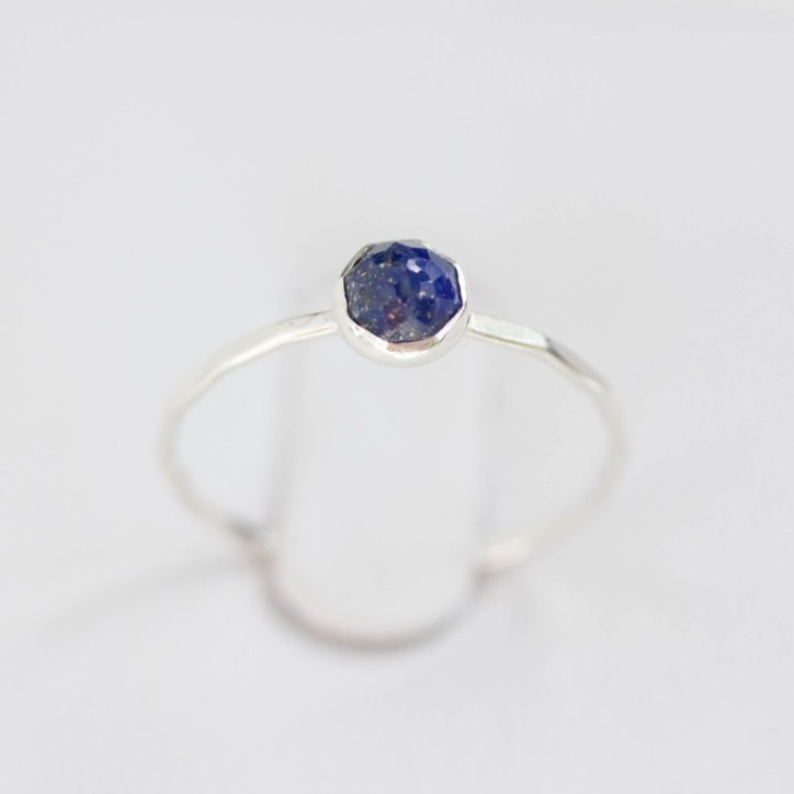 Lapis lazuli ring - skinny stackable ring with rose cut Lapis lazuli Lapis lazuli ring - skinny stackable ring with rose cut Lapis lazuli