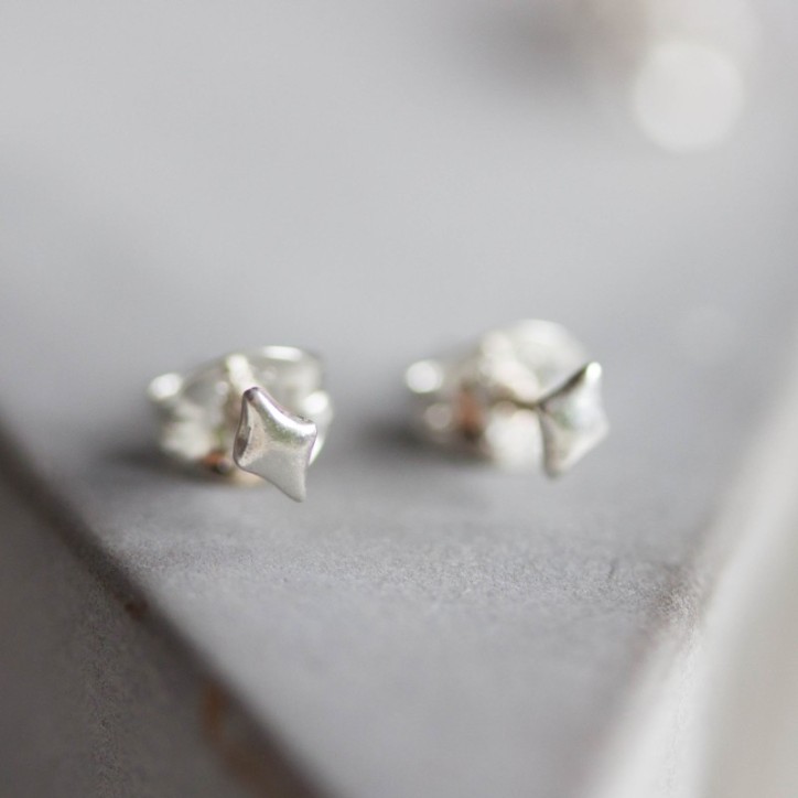 Tiny rhombus studs - sterling silver