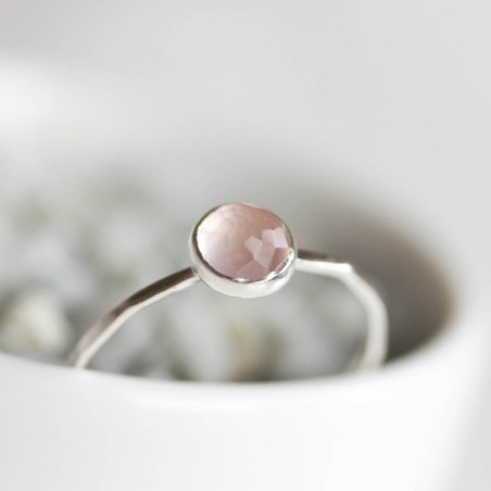 Rose Quartz - stackable ring with Rose Quartz gemstone