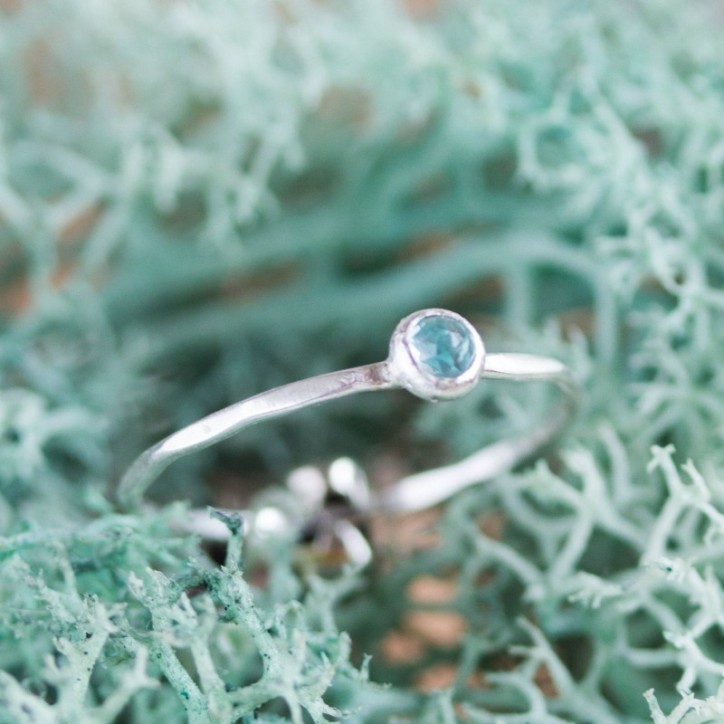 Apatite ring - skinny stackable