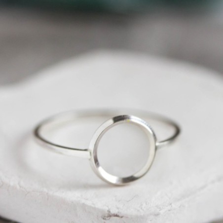 Circle ring - sterling silver or gold