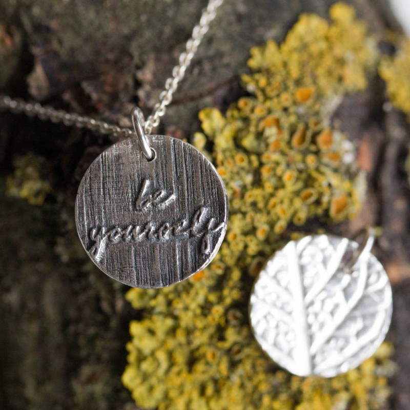 Be yourself - double sided necklace