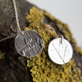 Be yourself - double sided necklace