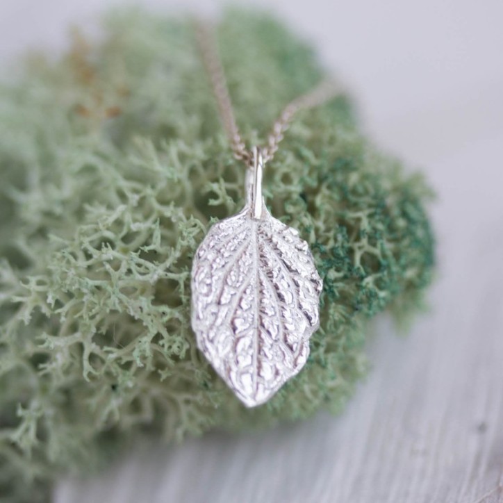Leaf necklace - fine silver realistic leaf