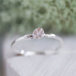 Twig ring with a tiny leaf - fine silver branch ring, Nature inspired