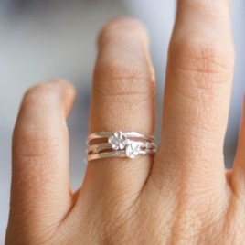 Twig ring with a tiny leaf - fine silver branch ring, Nature inspired