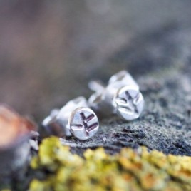Tiny leaves - stud earrings, primitive leaf impression