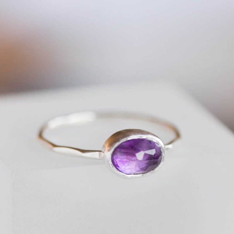 Oval Amethyst ring - skinny stackable ring