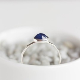 Oval Sapphire ring - skinny stackable ring