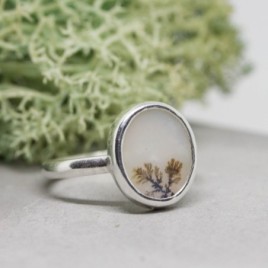 Dendritic agate ring, oval