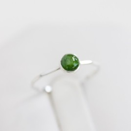 Chrome Diopside - stackable ring in silver or gold