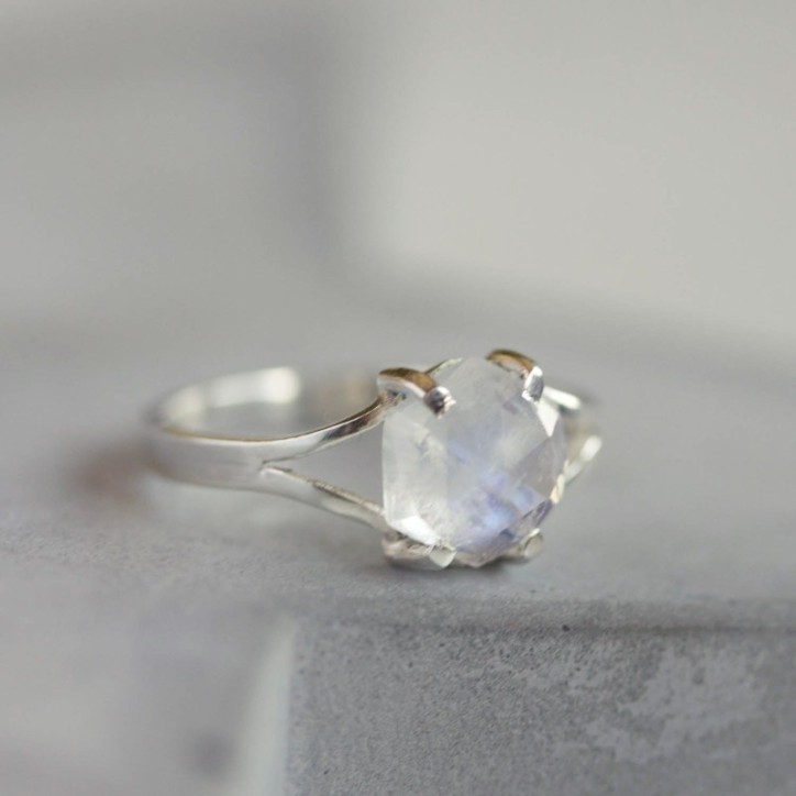 Moonstone ring, solitaire ring with hexagon Rainbow Moonstone gemstone Moonstone ring, solitaire ring with hexagon Rainbow Moonstone gemstone