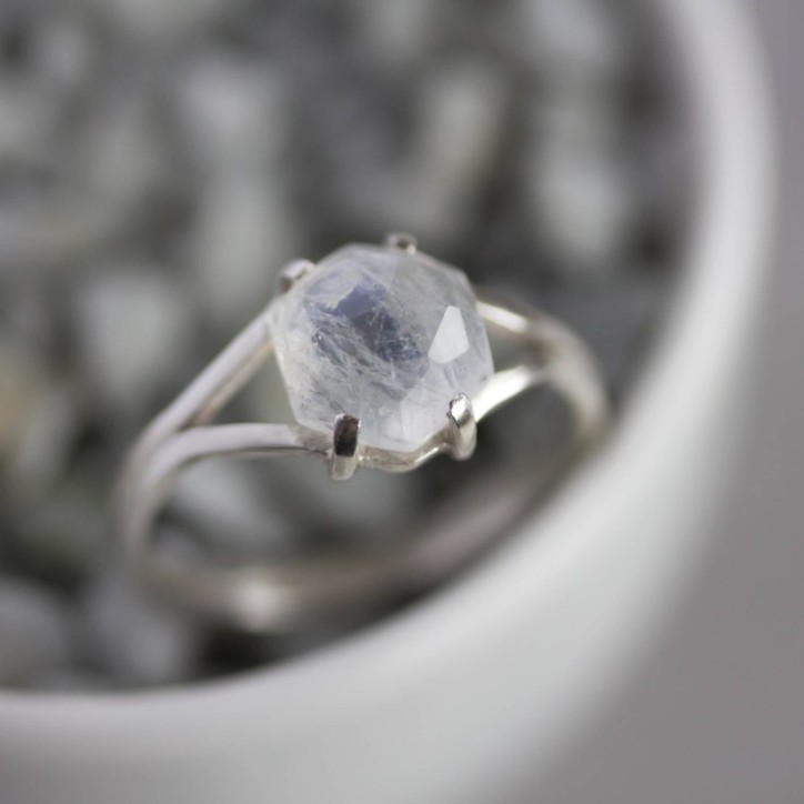 Moonstone ring, solitaire ring with hexagon Rainbow Moonstone gemstone Moonstone ring, solitaire ring with hexagon Rainbow Moonstone gemstone