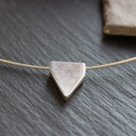 Minimalist necklace with rutilated quartz