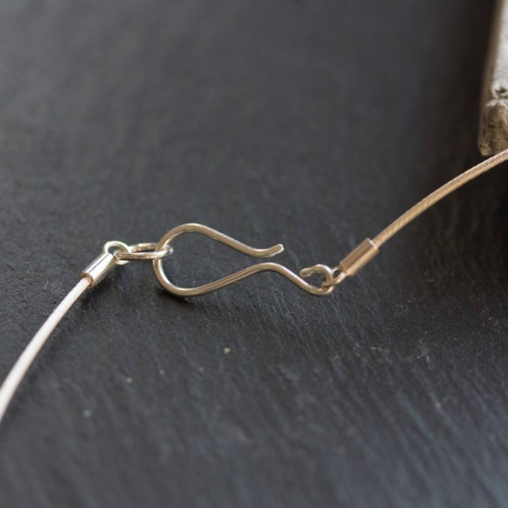 Minimalist necklace with rutilated quartz