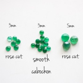 Emerald stud earrings