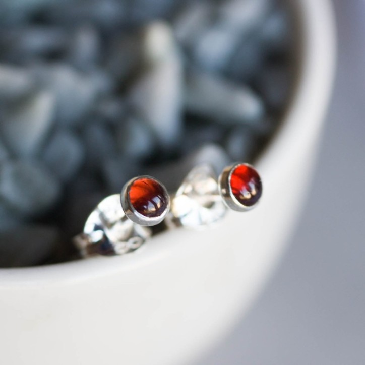 Almandine (red) Garnet stud earrings Almandine (red) Garnet stud earrings