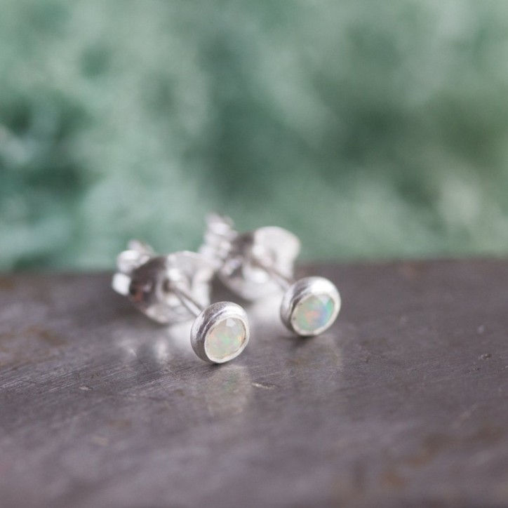 White Ethiopian opal stud earrings, tiny stud earrings White Ethiopian opal stud earrings, tiny stud earrings
