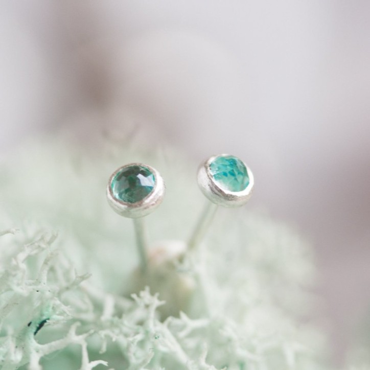 Apatite stud earrings
