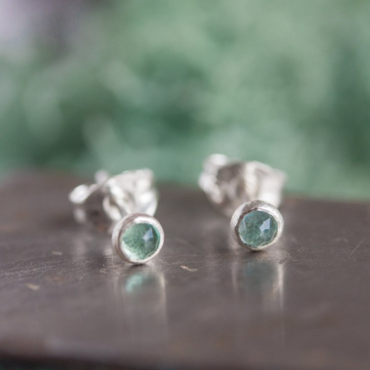 Apatite stud earrings