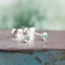Apatite stud earrings