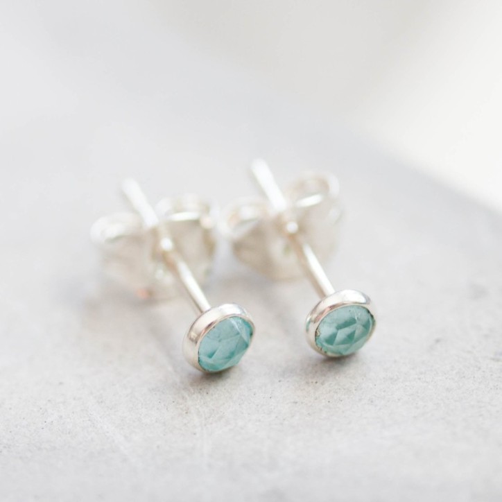 Apatite stud earrings
