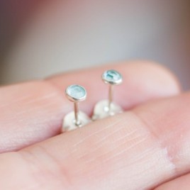 Apatite stud earrings