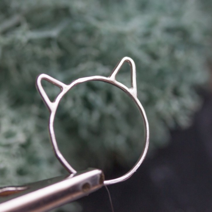 Cat ears ring - skinny stackable
