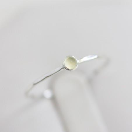 Prehnite ring - skinny stackable