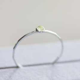 Prehnite ring - skinny stackable