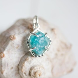 Raw Apatite necklace - sterling silver