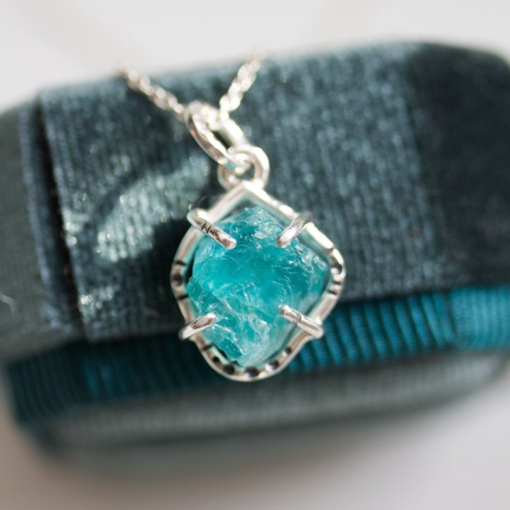 Raw Apatite necklace - sterling silver