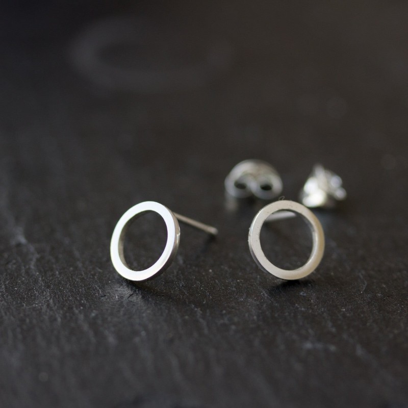 Small circle sterling silver stud earrings