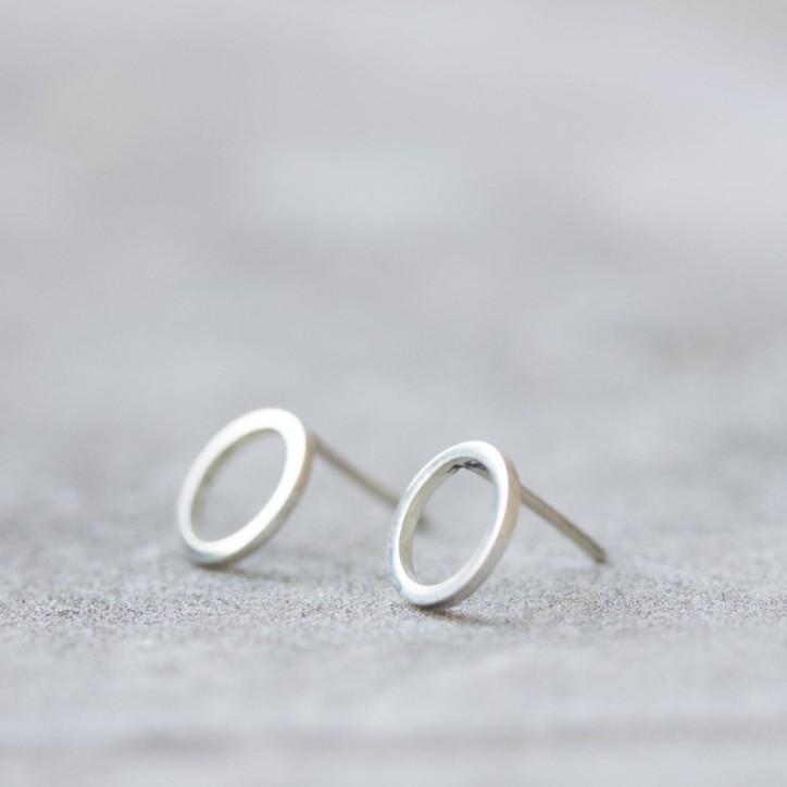 Small circle sterling silver stud earrings