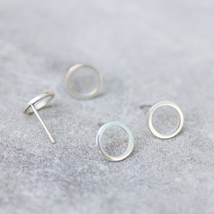 Small circle sterling silver stud earrings
