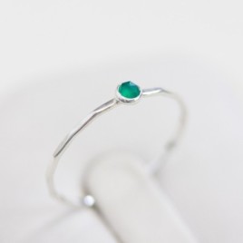 Green Onyx - stackable ring in silver or gold