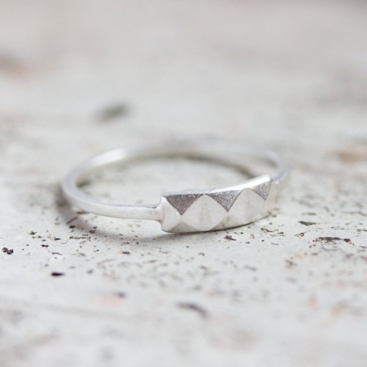 Three pyramids ring, sterling silver
